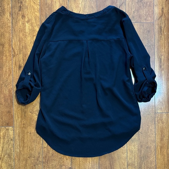 Elegant Black Women's Top - Picture 2 of 4